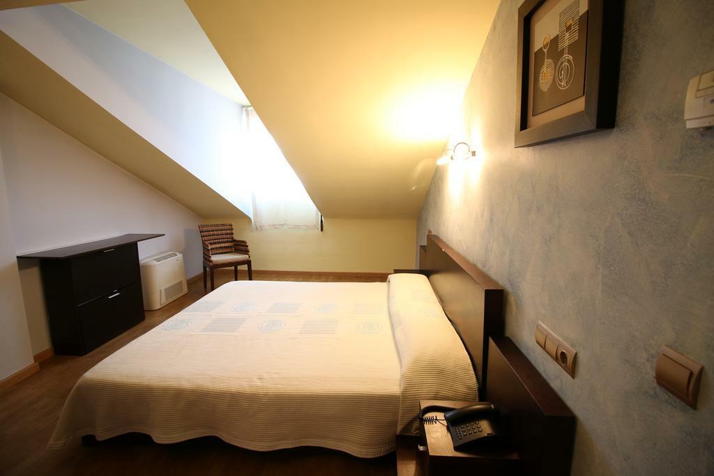 Hotel Alda Tordesillas Exterior photo